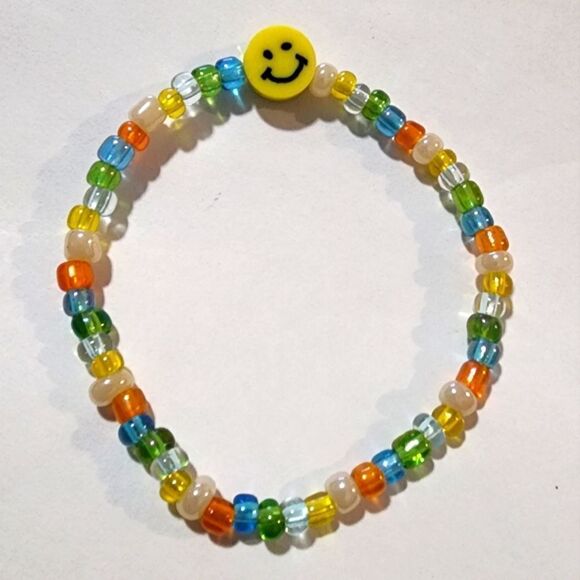 Taylor Swift Jewelry - Custom Smiley Face Beaded Friendship Bracelet